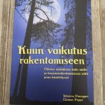 Kuun vaikutus rakentamiseen -kirja